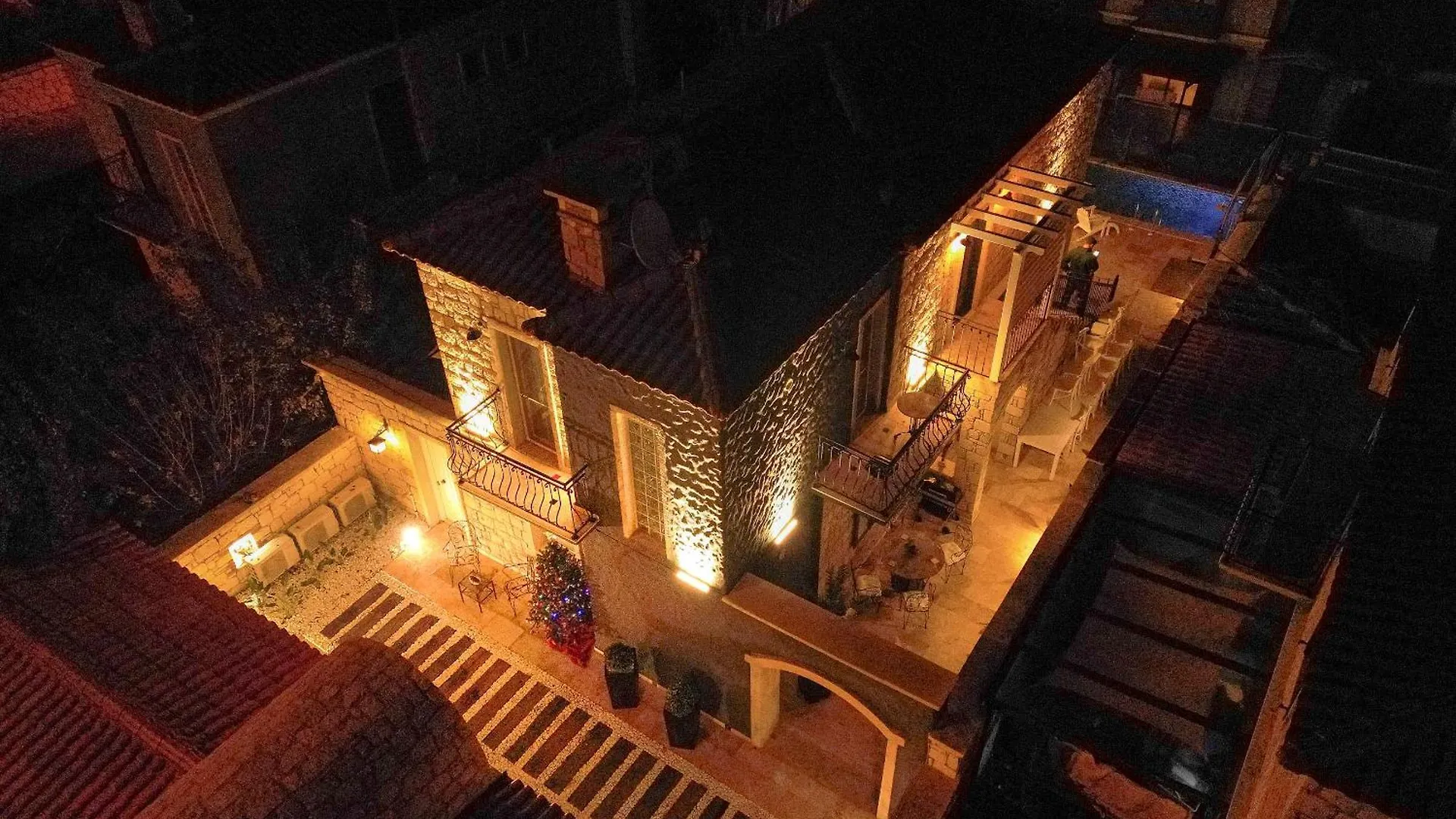 Fedora Otel Alaçatı