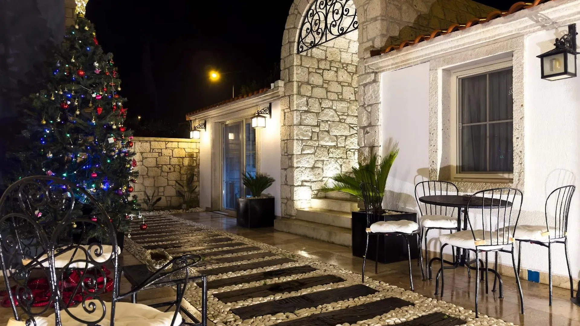 Nocleg ze śniadaniem Fedora Otel Alaçatı