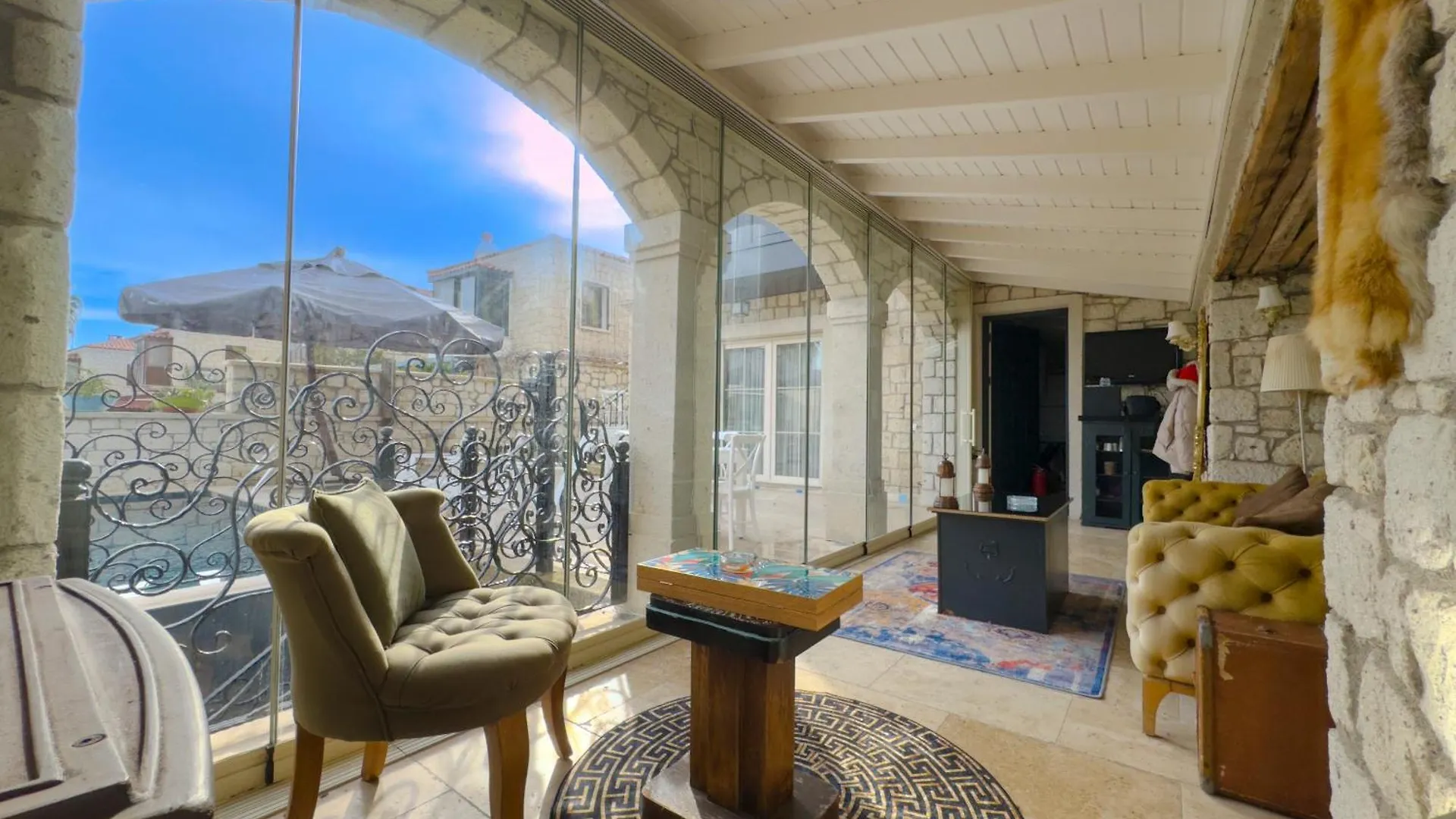 Fedora Otel Alaçatı 0*,