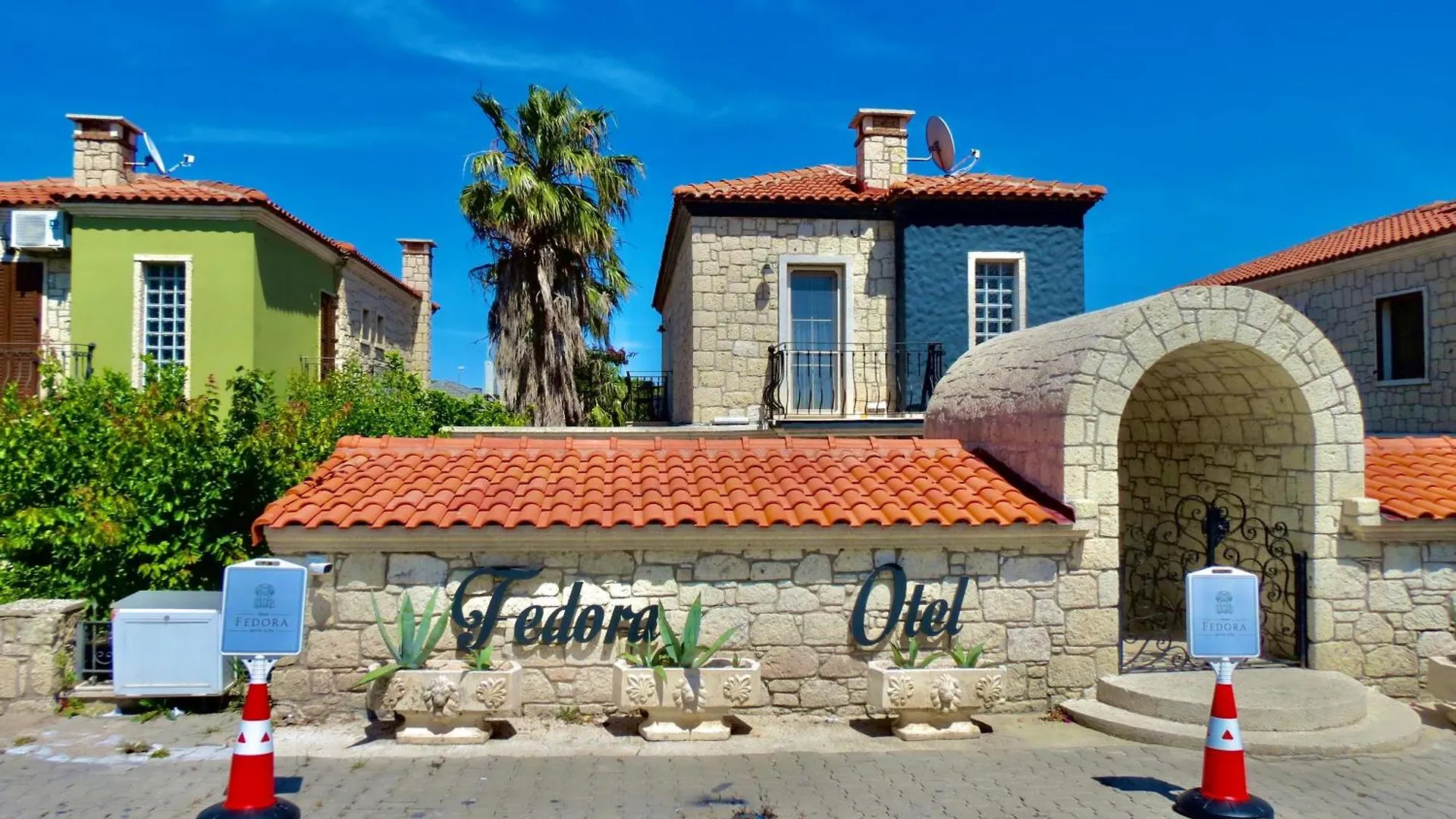 Nocleg ze śniadaniem Fedora Otel Alaçatı