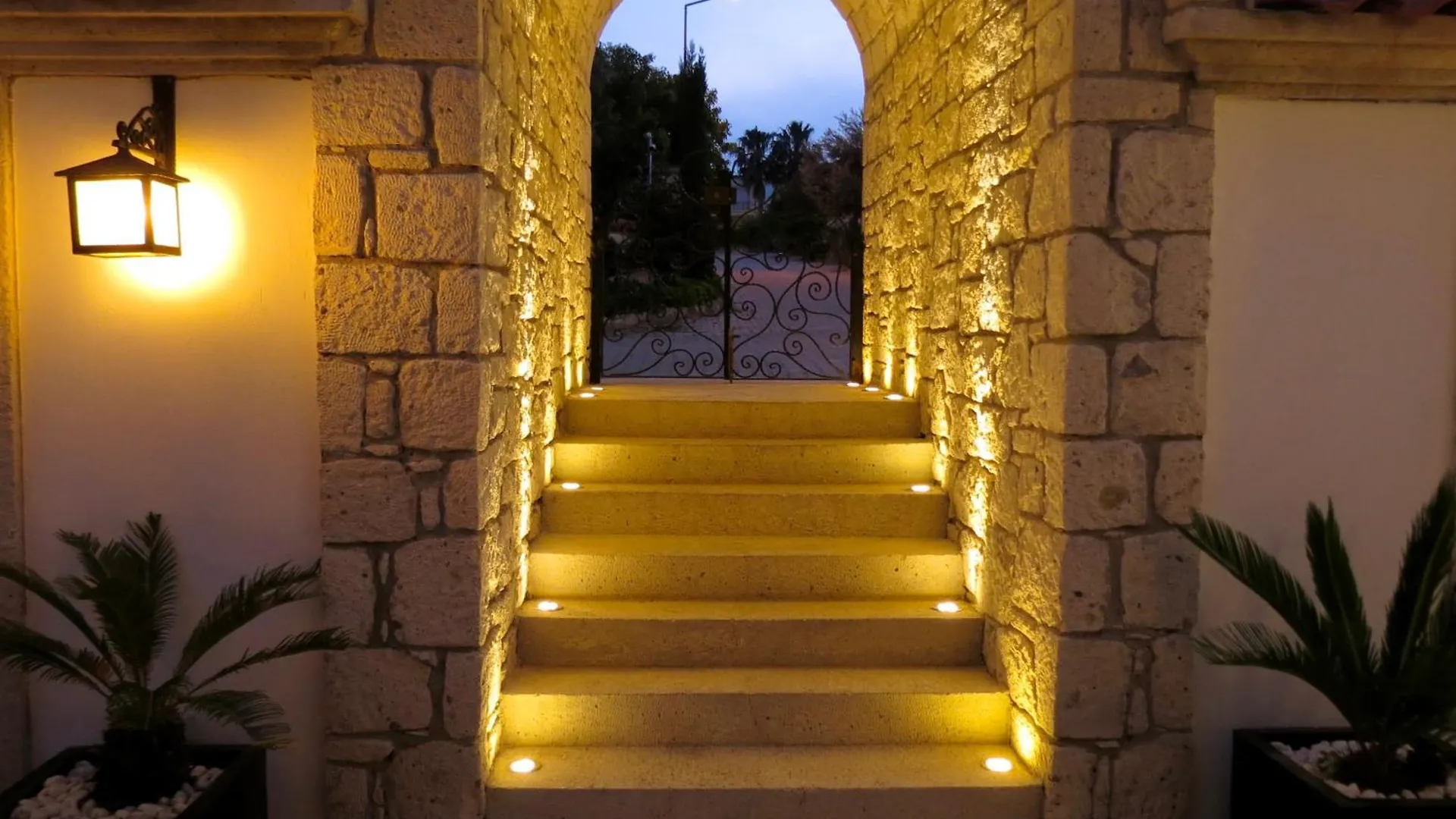 Fedora Otel Alaçatı